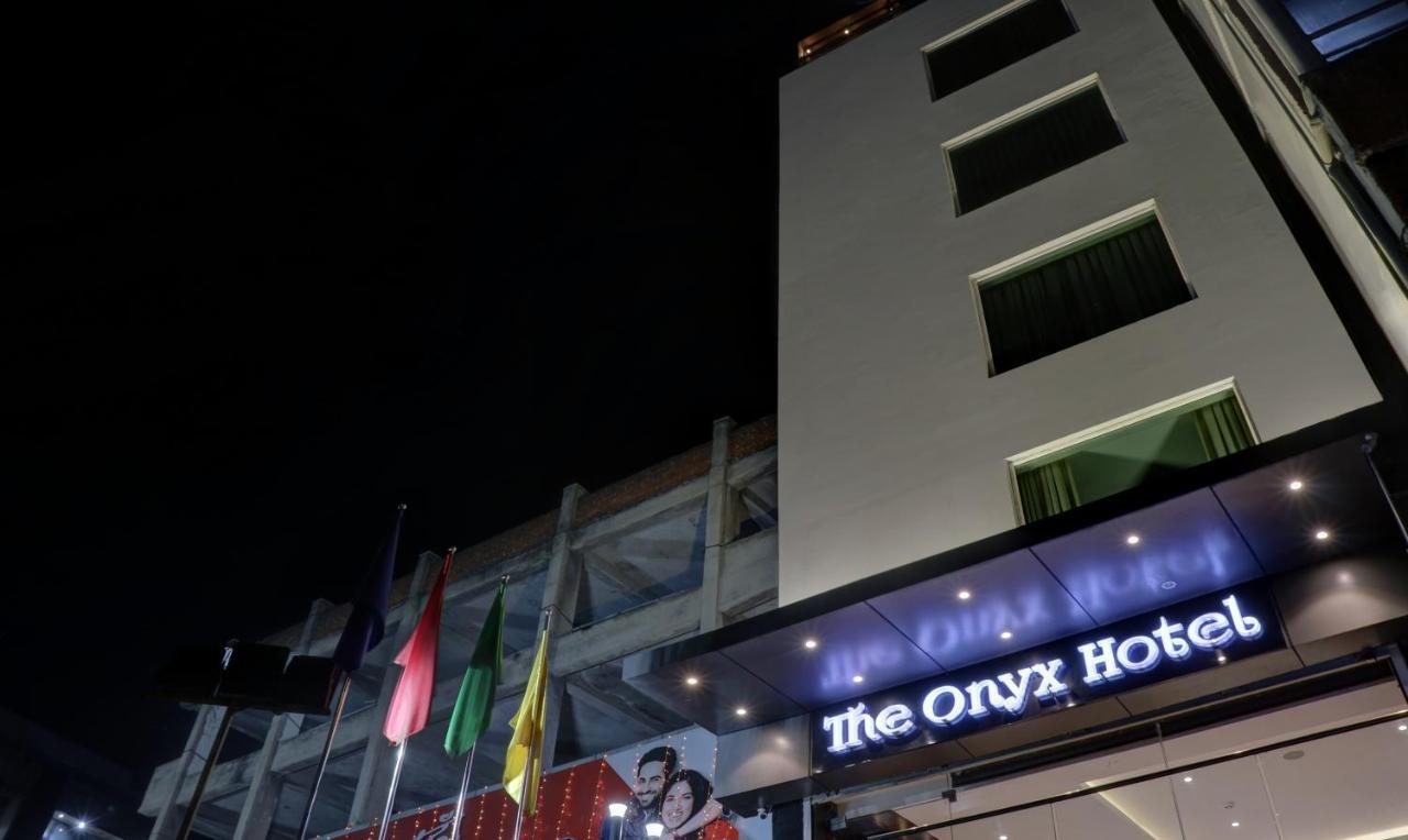 The Onyx Hotel Jamshedpur Exterior photo